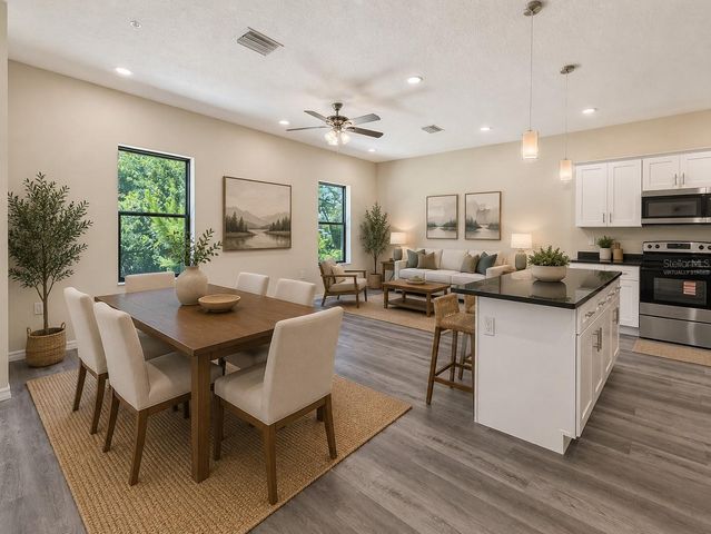 4345 CAMBIO GARDENS COURT, Tampa, FL 33610