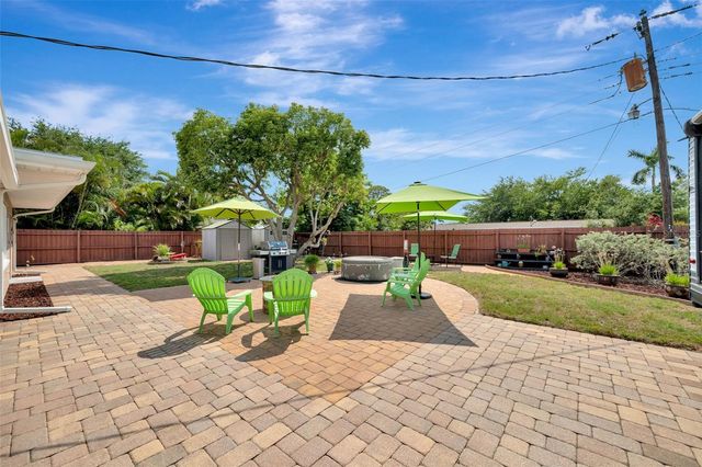 130 59TH STREET W, Bradenton, FL 34209
