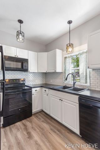 408 Van Raalte Avenue, Holland, MI 49423