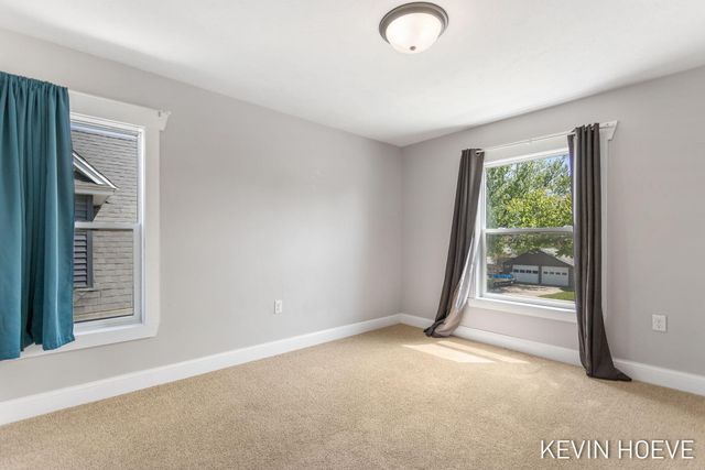 408 Van Raalte Avenue, Holland, MI 49423
