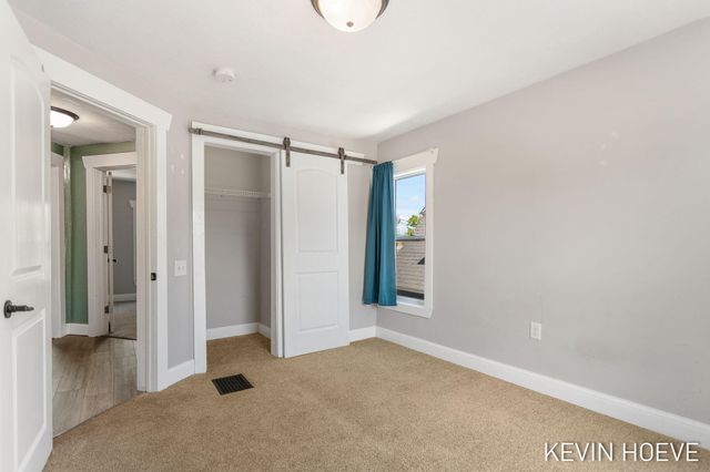 408 Van Raalte Avenue, Holland, MI 49423