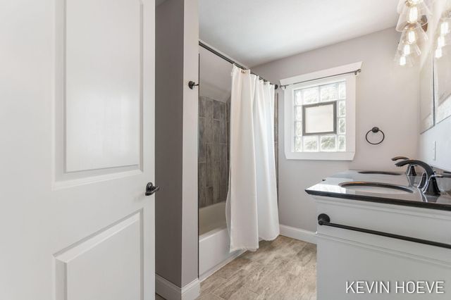 408 Van Raalte Avenue, Holland, MI 49423