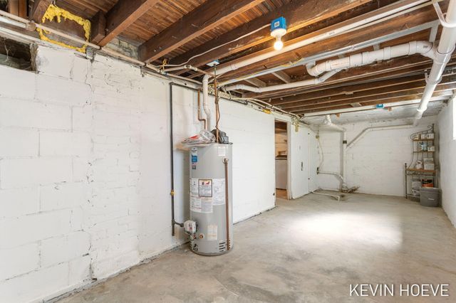 408 Van Raalte Avenue, Holland, MI 49423