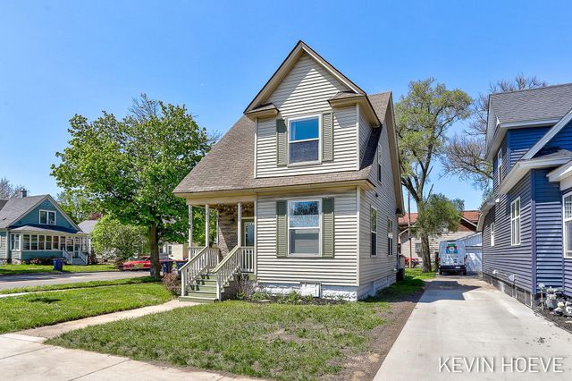 408 Van Raalte Avenue, Holland, MI 49423