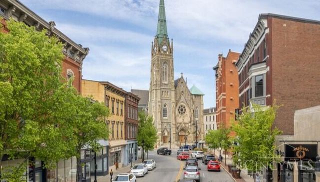 1611 Everly Place, Cincinnati, OH 45206