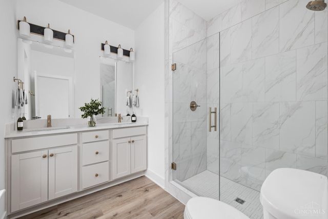 1611 Everly Place, Cincinnati, OH 45206