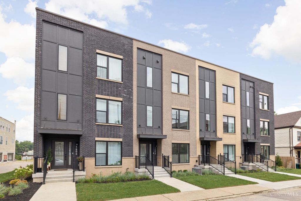 1611 Everly Place, Cincinnati, OH 45206