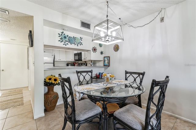 4658 RINGWOOD MEADOW 41, Sarasota, FL 34235