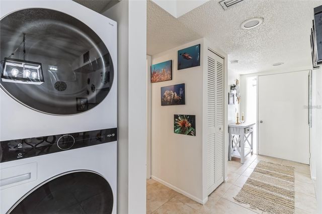 4658 RINGWOOD MEADOW 41, Sarasota, FL 34235