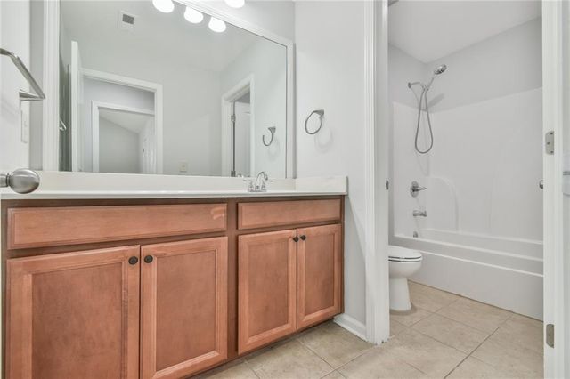 28 Privet Circle, Suwanee, GA 30024