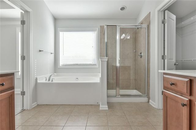 28 Privet Circle, Suwanee, GA 30024