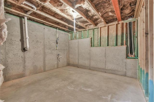 28 Privet Circle, Suwanee, GA 30024