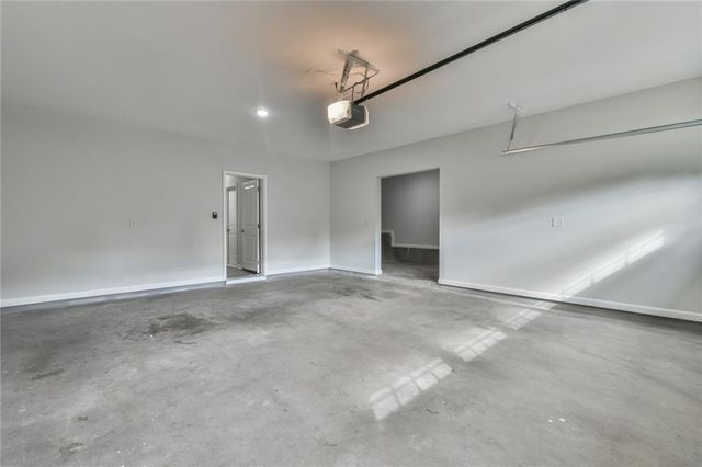 28 Privet Circle, Suwanee, GA 30024
