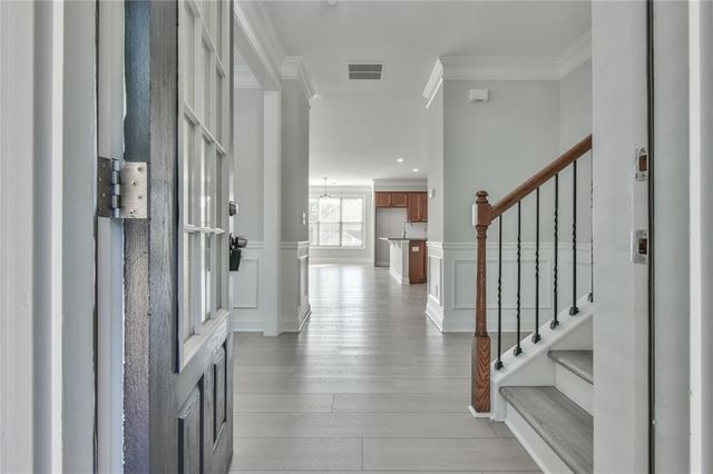 28 Privet Circle, Suwanee, GA 30024