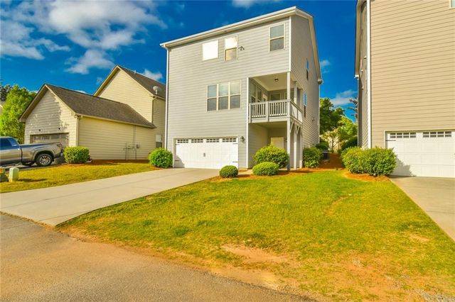 28 Privet Circle, Suwanee, GA 30024