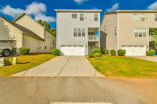 28 Privet Circle, Suwanee, GA 30024