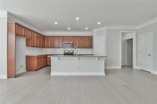 28 Privet Circle, Suwanee, GA 30024