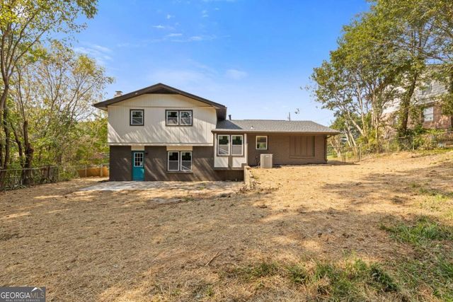 1634 Lamancha Drive, Lawrenceville, GA 30044