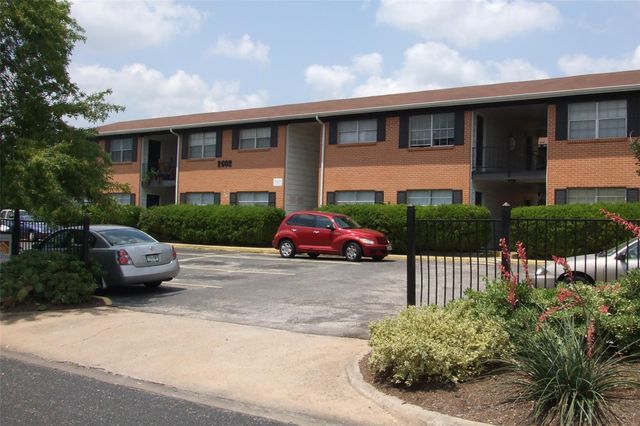 2602 Penny LN 102, Austin, TX 78757