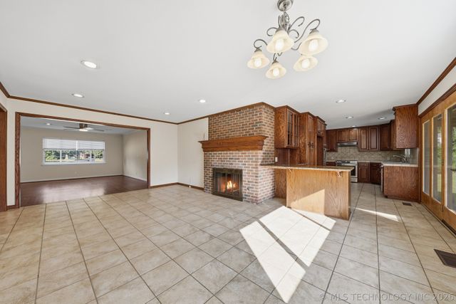 6127 S Victor Avenue, Tulsa, OK 74136