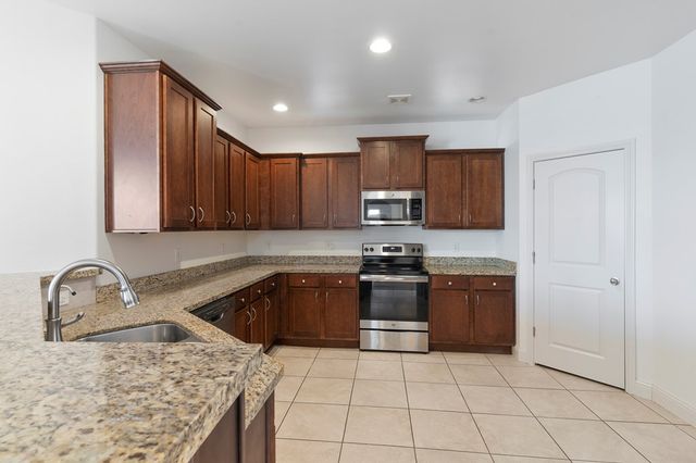 1410 Lumina Ct, Midland, TX 79705