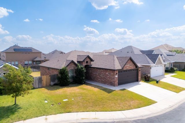 1410 Lumina Ct, Midland, TX 79705