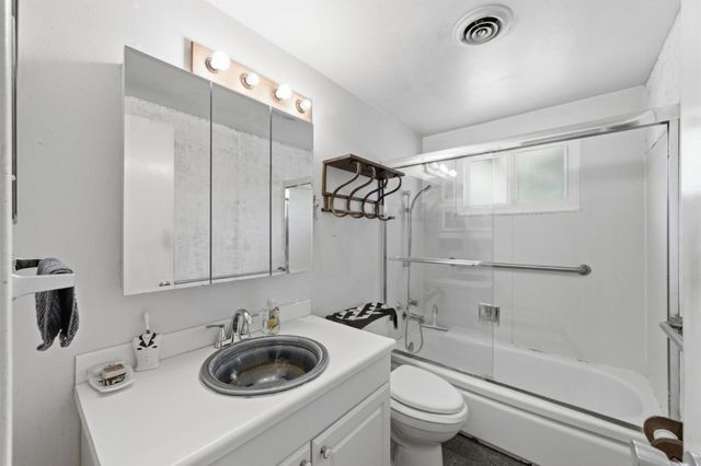 1225 Manzano Way, Sunnyvale, CA 94089