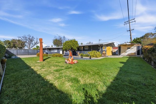 1225 Manzano Way, Sunnyvale, CA 94089