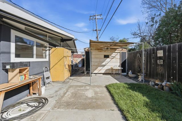 1225 Manzano Way, Sunnyvale, CA 94089