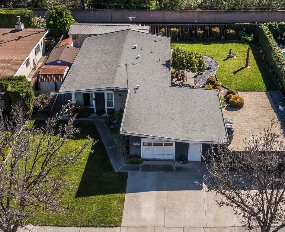 1225 Manzano Way, Sunnyvale, CA 94089