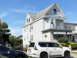 67-27 52nd Avenue, Maspeth, NY 11378