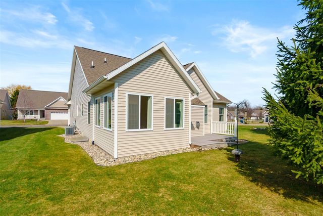 5359 Harborview Pass, Kalamazoo, MI 49009