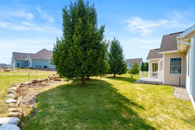 5359 Harborview Pass, Kalamazoo, MI 49009