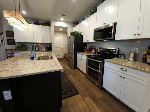 5841 GRAND SONATA AVENUE, Lutz, FL 33558