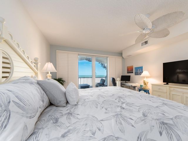 1370 GULF BOULEVARD 204, Clearwater, FL 33767