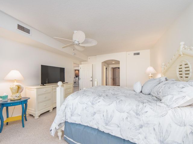 1370 GULF BOULEVARD 204, Clearwater, FL 33767