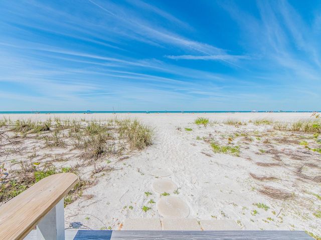 1370 GULF BOULEVARD 204, Clearwater, FL 33767