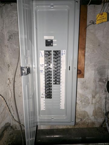 153 W Main Street, Kings Park, NY 11754