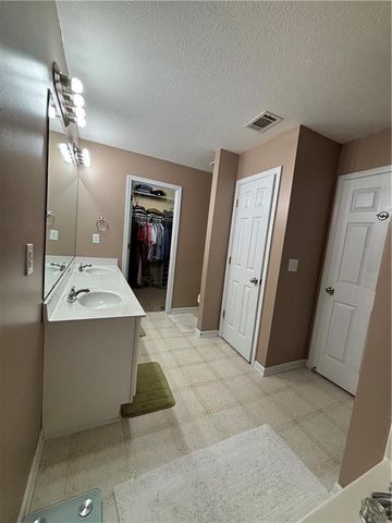 138 Dogwood Lane SE, Calhoun, GA 30701