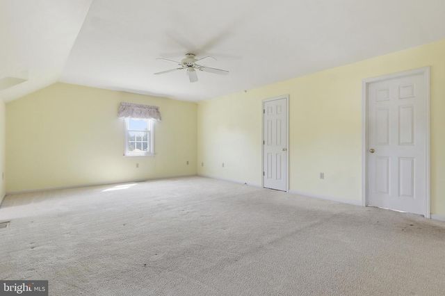 1240 FUTURITY DR, York, PA 17404
