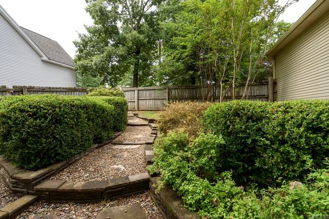 12201 Cherryside Drive, Little Rock, AR 72211