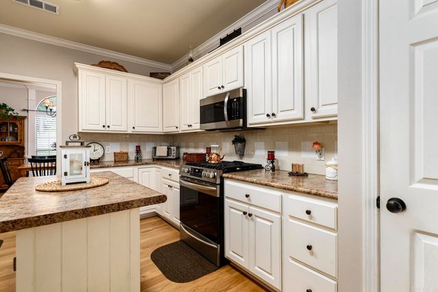 12201 Cherryside Drive, Little Rock, AR 72211