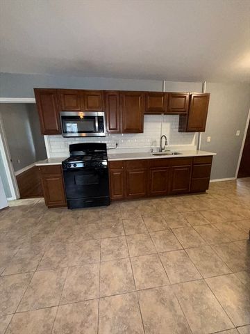 151 Salem 1, Lowell, MA 01851