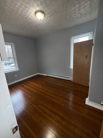 151 Salem 1, Lowell, MA 01851