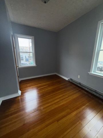 151 Salem 1, Lowell, MA 01851