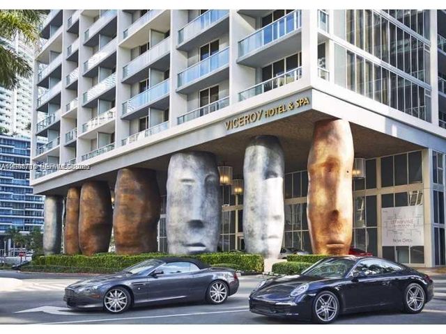 475 Brickell Avenue 2511, Miami, FL 33131