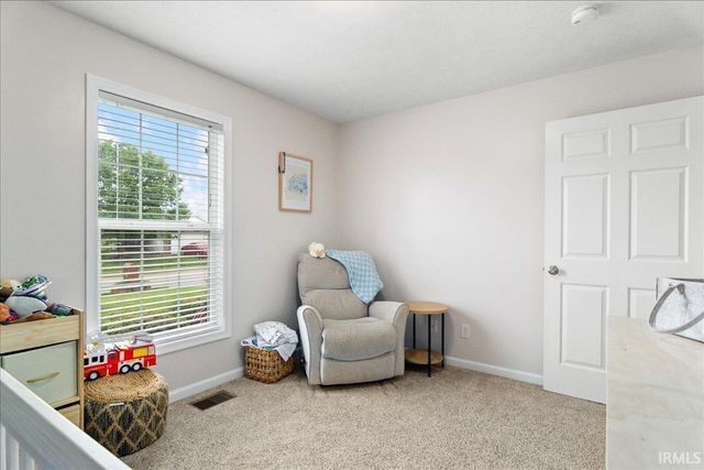 12410 Canyon Rock Drive, Evansville, IN 47725