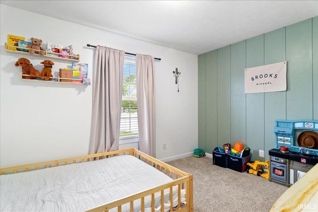 12410 Canyon Rock Drive, Evansville, IN 47725