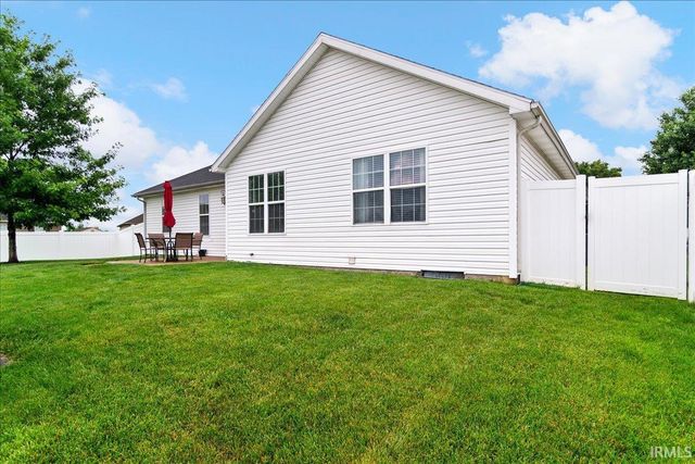 12410 Canyon Rock Drive, Evansville, IN 47725