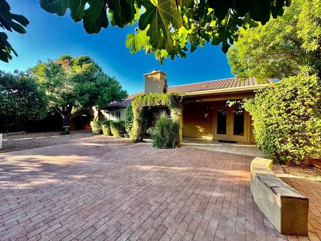 9071 E Caribbean Lane, Scottsdale, AZ 85260